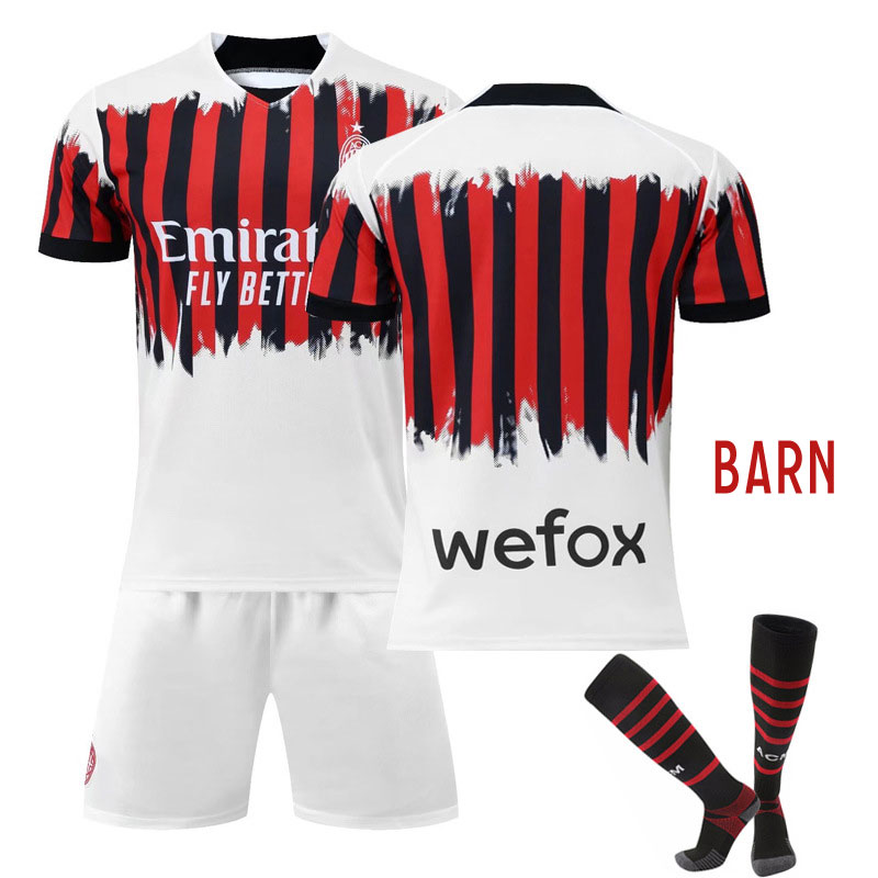 AC Milan Fjerdredrakt 2021-22 ACM x NEMEN LIMITED EDITION Kortermet Barn + Korte bukser