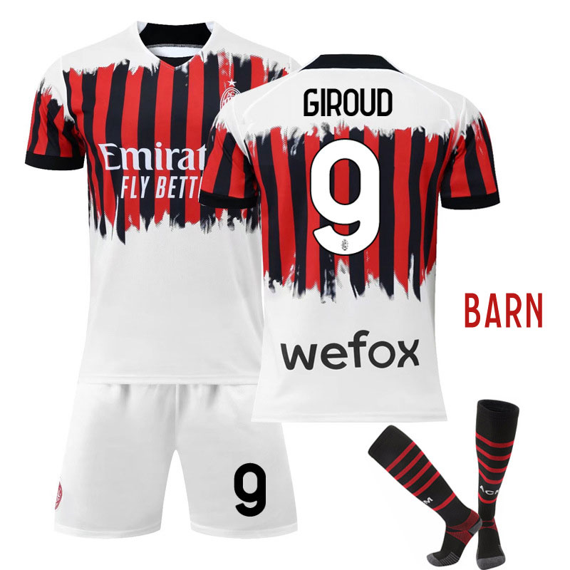 Giroud 9 AC Milan Fjerdredrakt 2021-22 ACM x NEMEN Kortermet Barn + Korte bukser