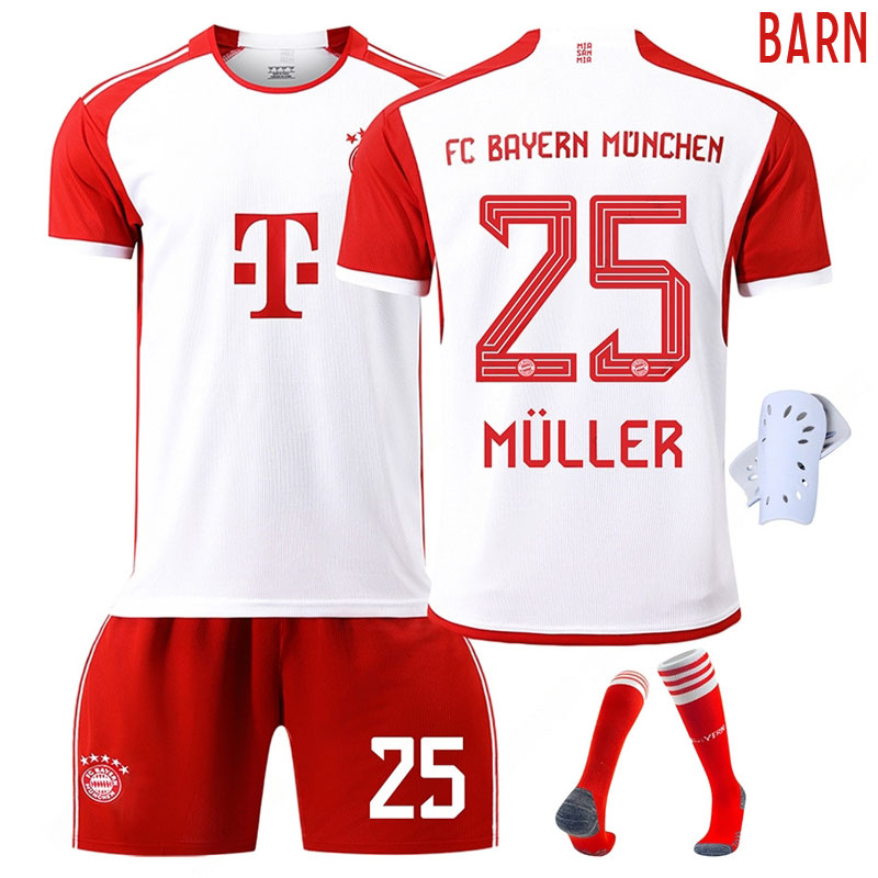 Best pris på FC Bayern München Barn Hjemmedrakt 2023/24 Kortermet + Korte bukser Müller #25
