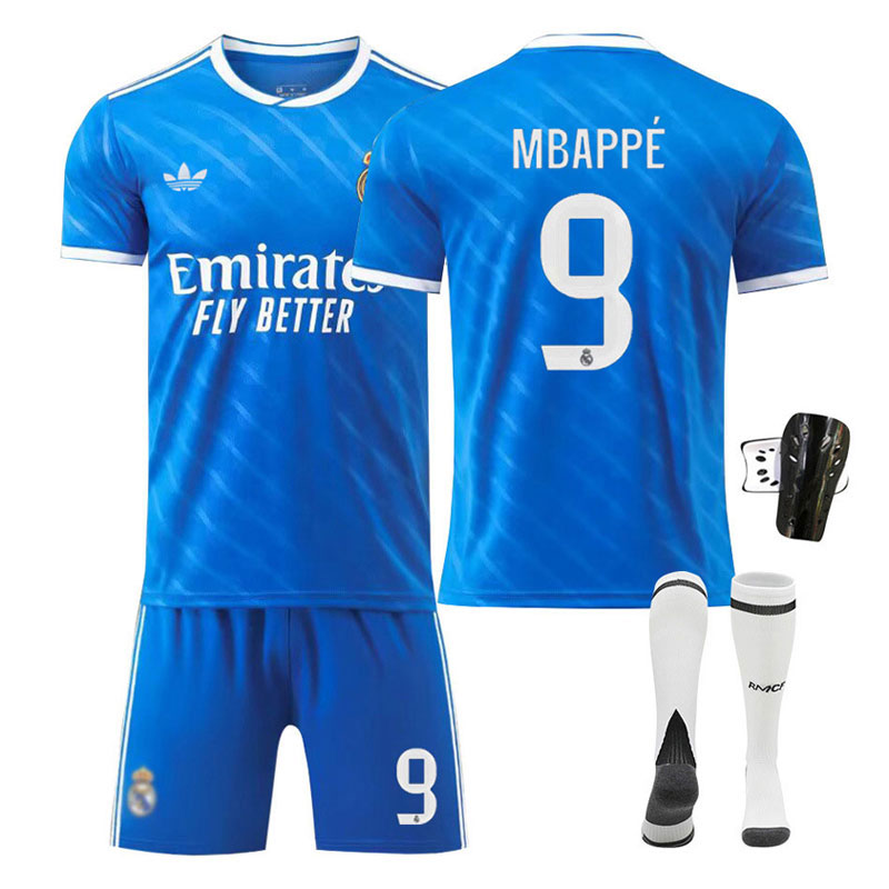 Barnas Real Madrid tredjedrakt 2025-2026 – med Mbappé 9 på ryggen