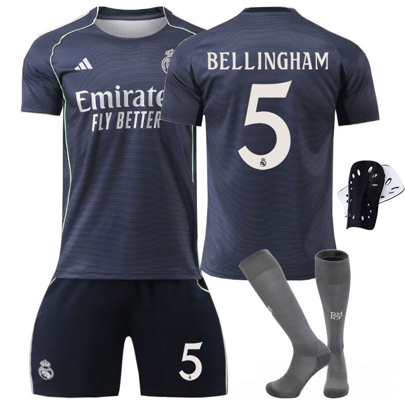 Real Madrid barnedrakt 2025-26 bortedraktsett med Bellingham 5 trykk