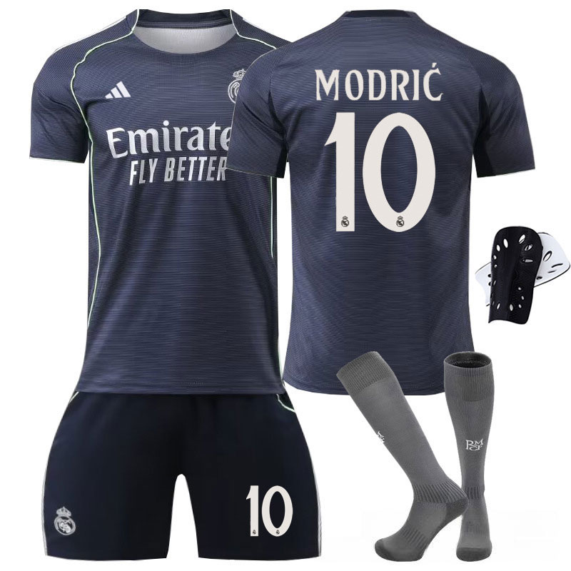 Real Madrid fotballdrakt barn 2025-26 bortedrakt med Modrić 10
