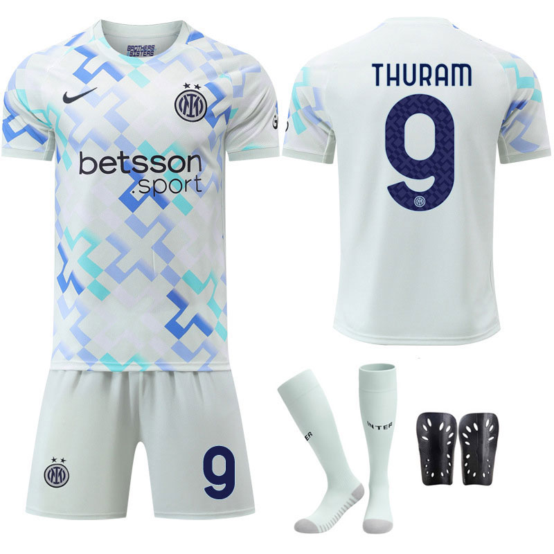 Inter Milan Thuram 9 bortedraktsett 2025/26 for barn