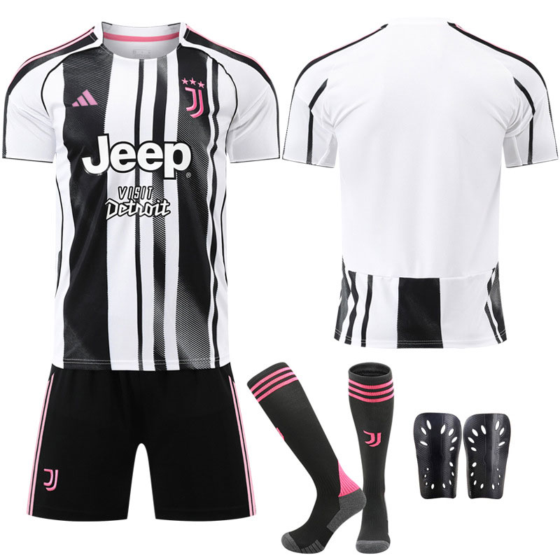 Juventus fotballdrakt barn 2025/26 - hjemmedrakt med shorts