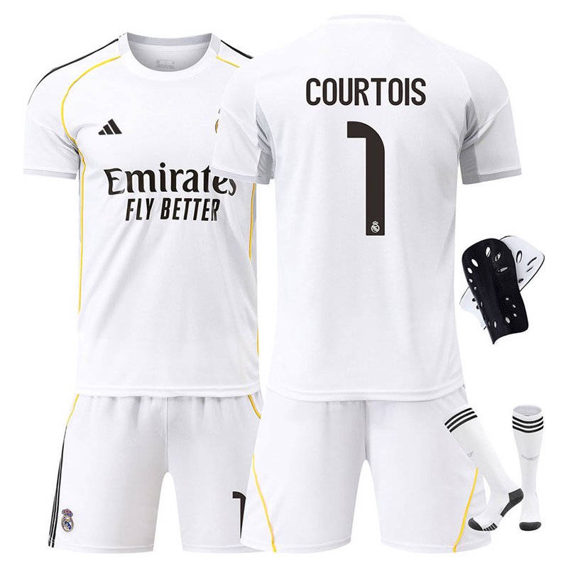 Real Madrid hjemmedrakt 2025/26 med Courtois 1 på ryggen