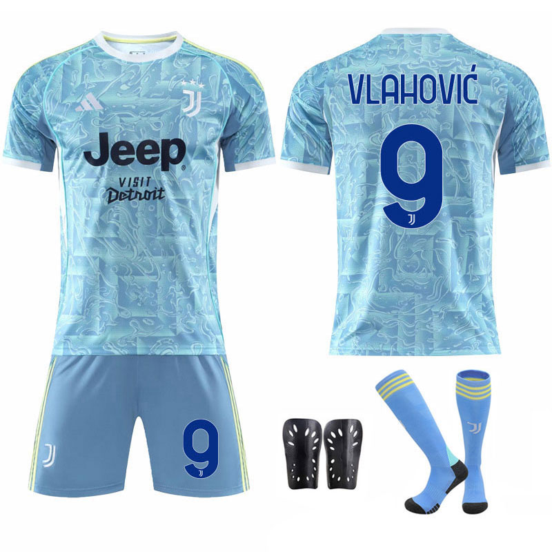 Herre Juventus bortedrakt 2025/26 – med Vlahović 9 på ryggen
