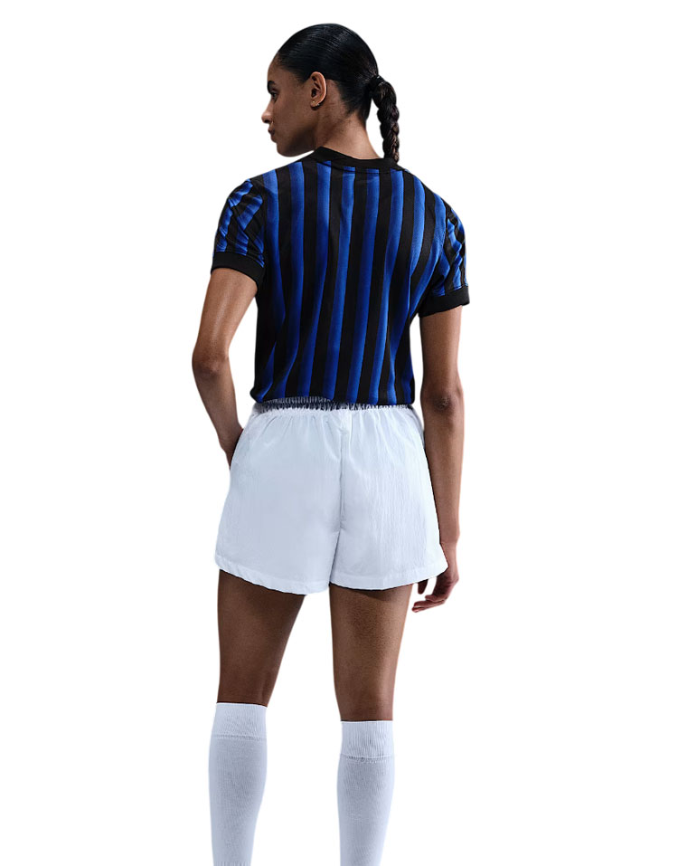 Kvinner Inter fotballdrakt 2025-26 hjemme - Ekte produktbilde