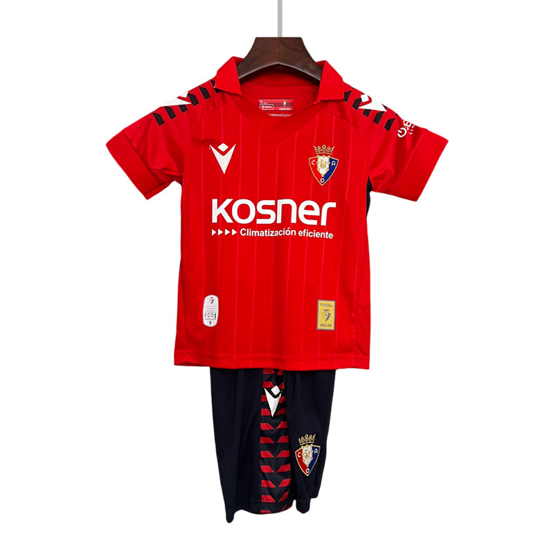 CA Osasuna hjemmedrakt 2025/26 barn - rød fotballdrakt med shorts