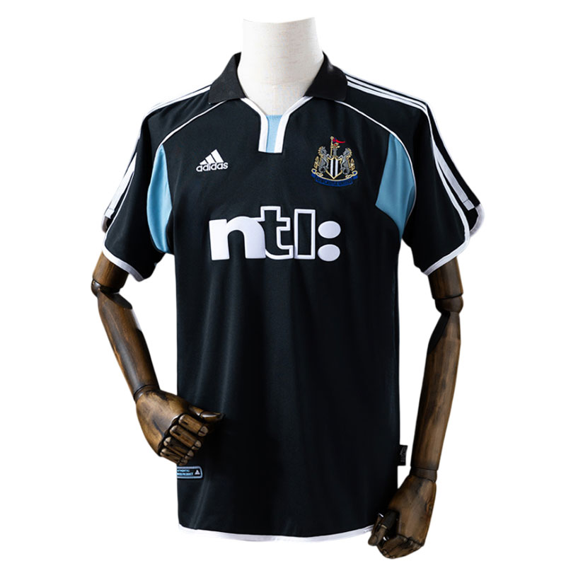 Newcastle United 2000/01 retro bortedrakt for menn