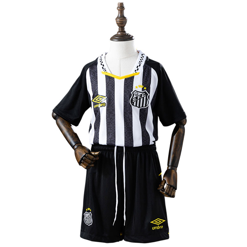 Santos FC 2025/26 bortedrakt til barn - med trøye og shorts