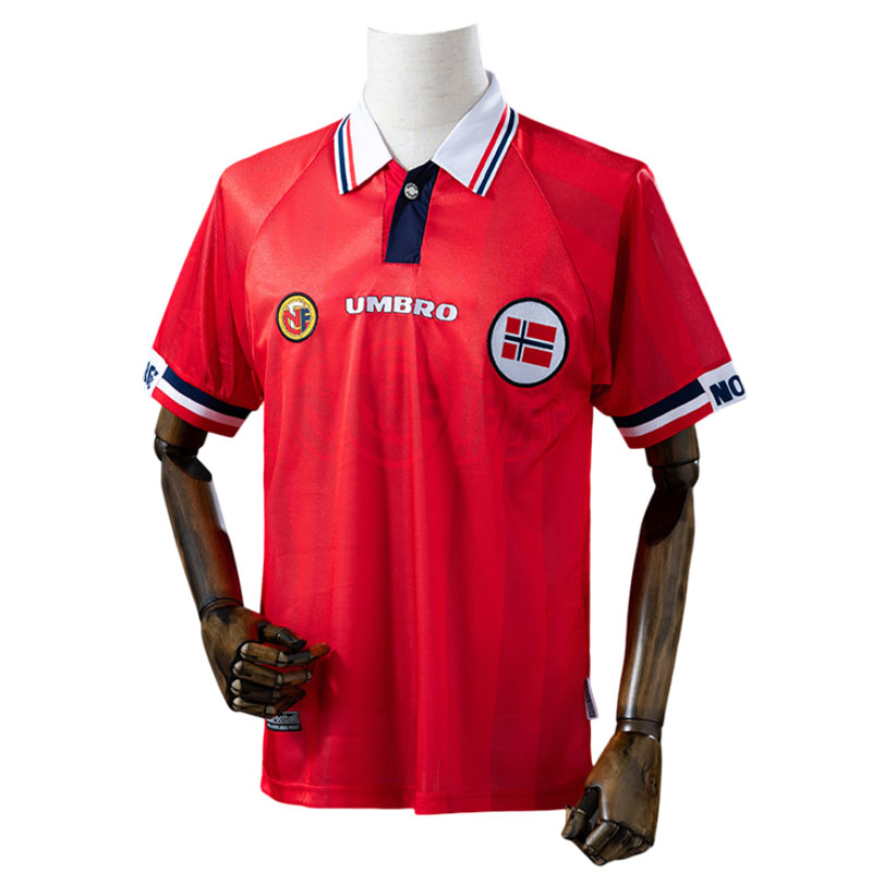 Vintage Norge fotballtrøye 1998/99 rød hjemmedrakt