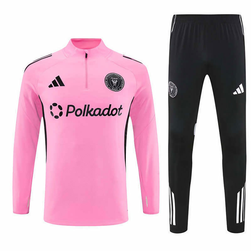 Inter Miami fotball treningssett 2025/26 - rosa topp og svarte bukser half zip modell