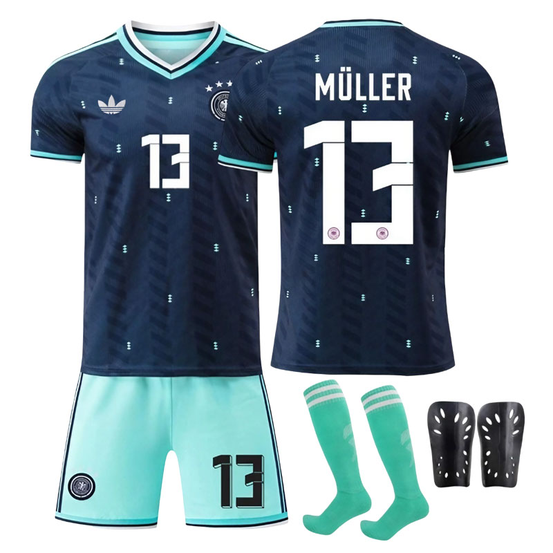 Müller 13 Tyskland 2026 VM bortedrakt for barn og voksne