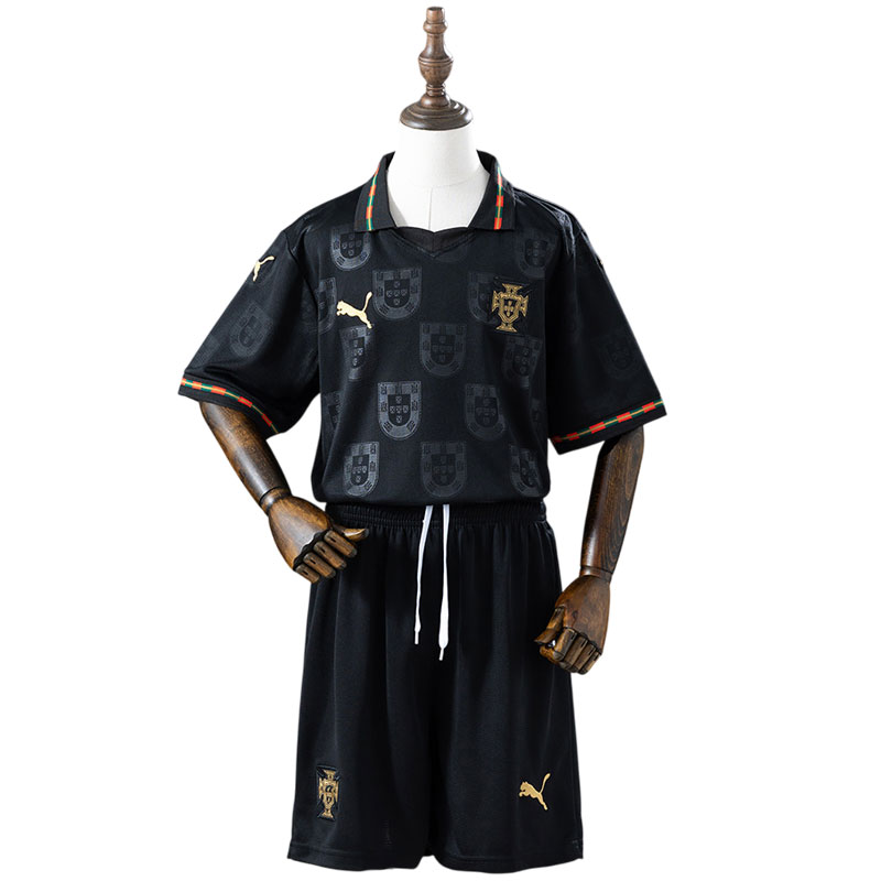 Portugal Black Panther barn fotballdrakt 2026 - sort og gull sett