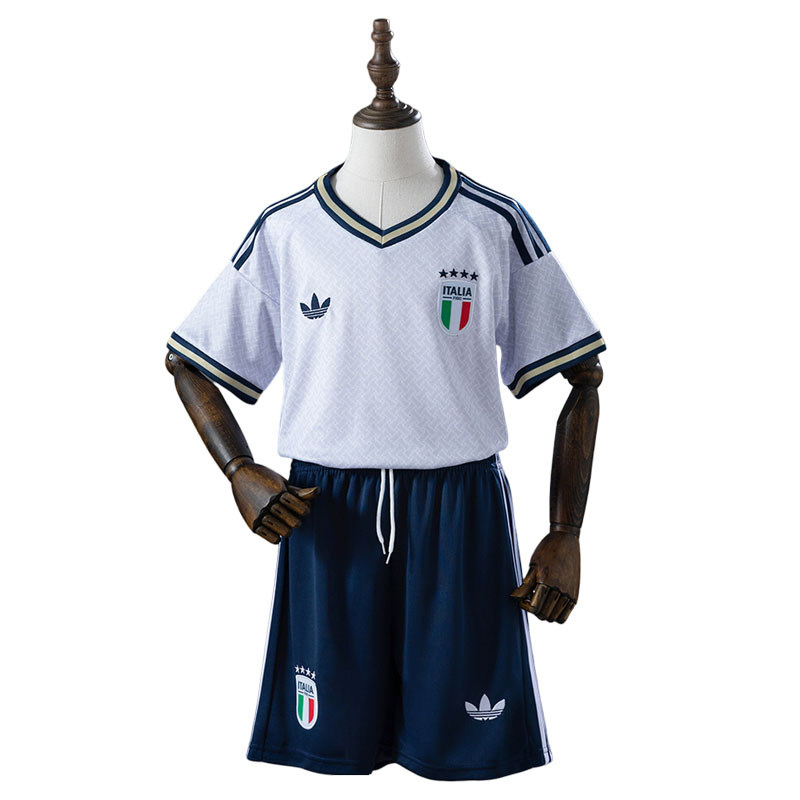 Italia fotballdrakt barn 2026 - bortedrakt med shorts