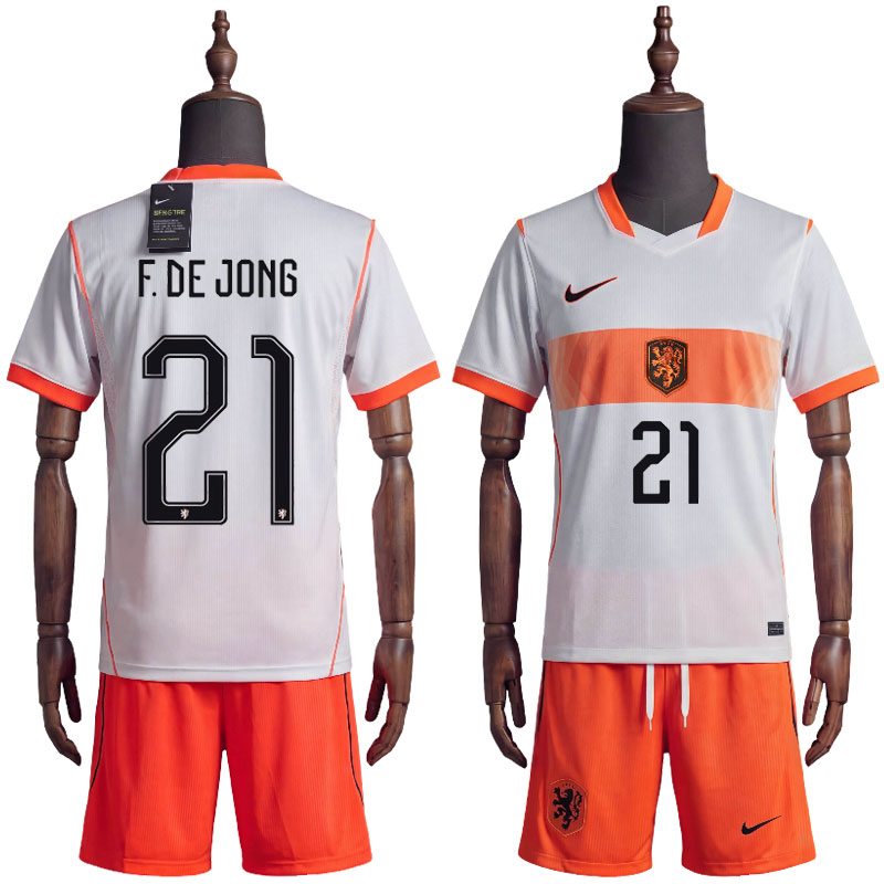 Barnedrakt Nederland bortedrakt med F. De Jong 21 og shorts