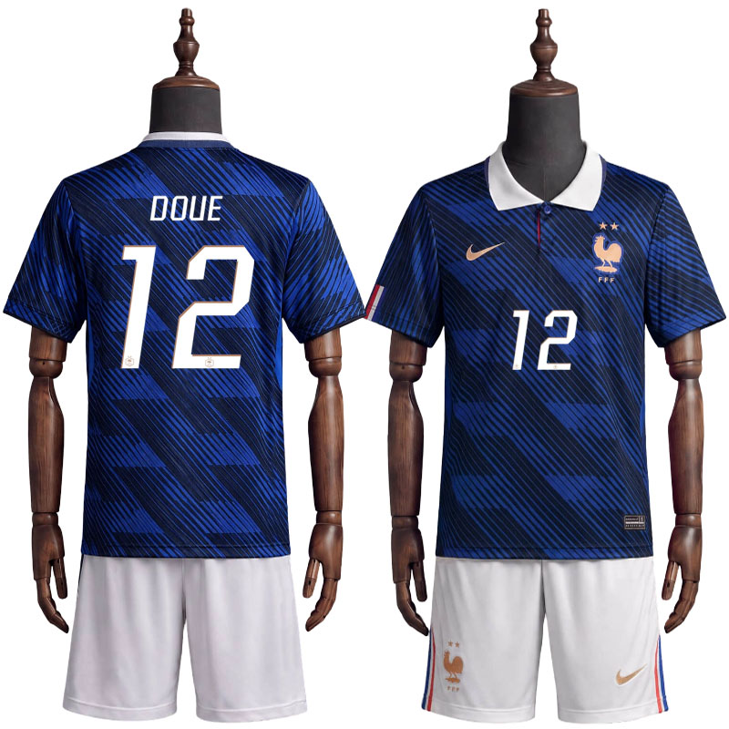 Doue 12 Frankrike 2026 hjemmedrakt barn - drakt med shorts