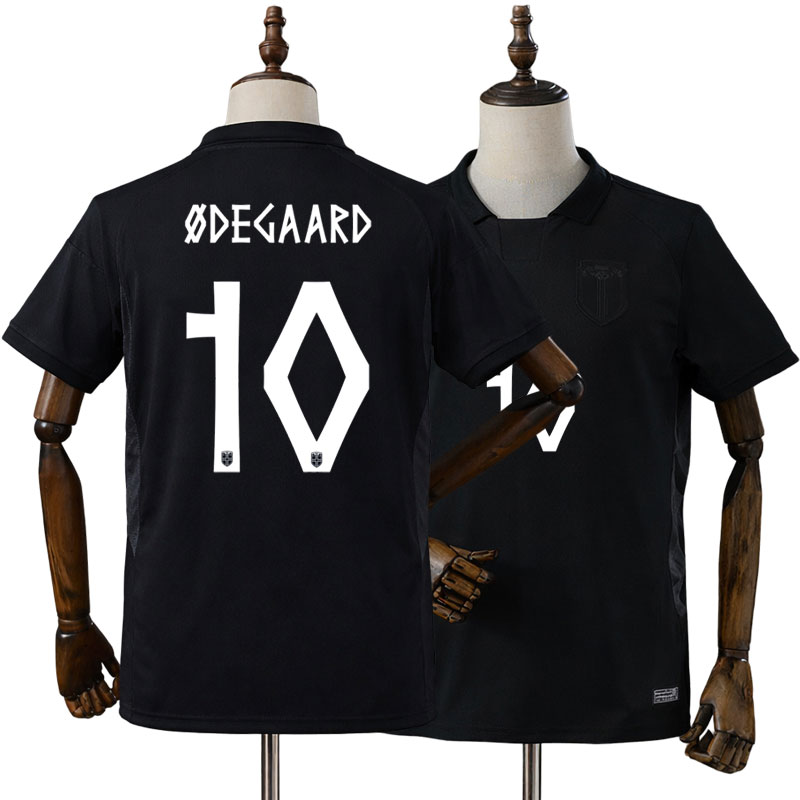 Norge 2026/27 bortedrakt herre - svart VM drakt med Odegaard 10 trykk